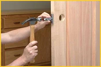 Exclusive Locksmith Service Fort Lee, NJ 201-367-1908 - 14-install-new-lock